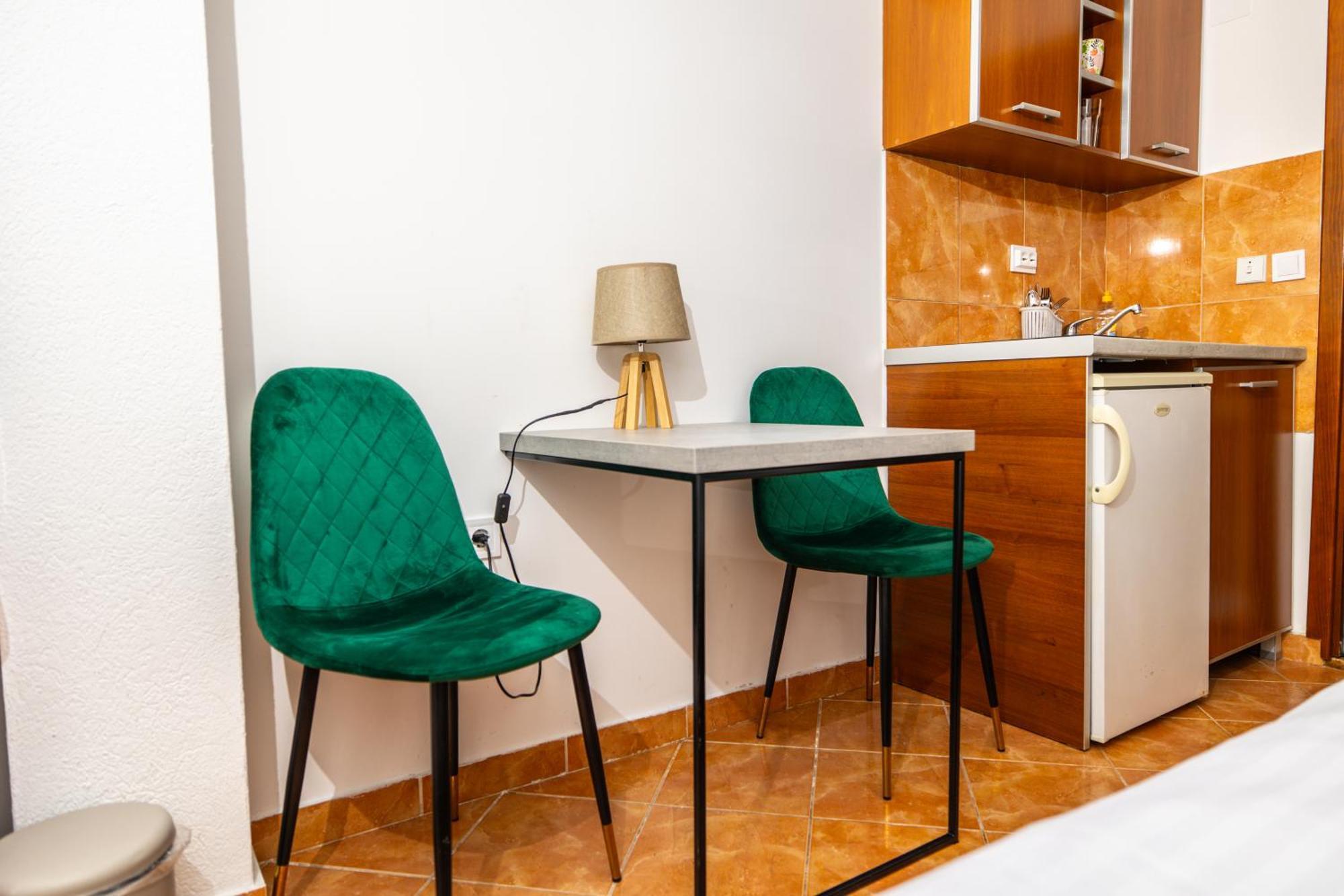 Apartments Irena Bečići Εξωτερικό φωτογραφία