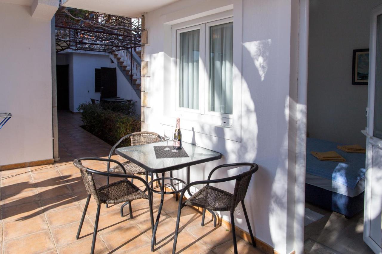 Apartments Irena Bečići Εξωτερικό φωτογραφία