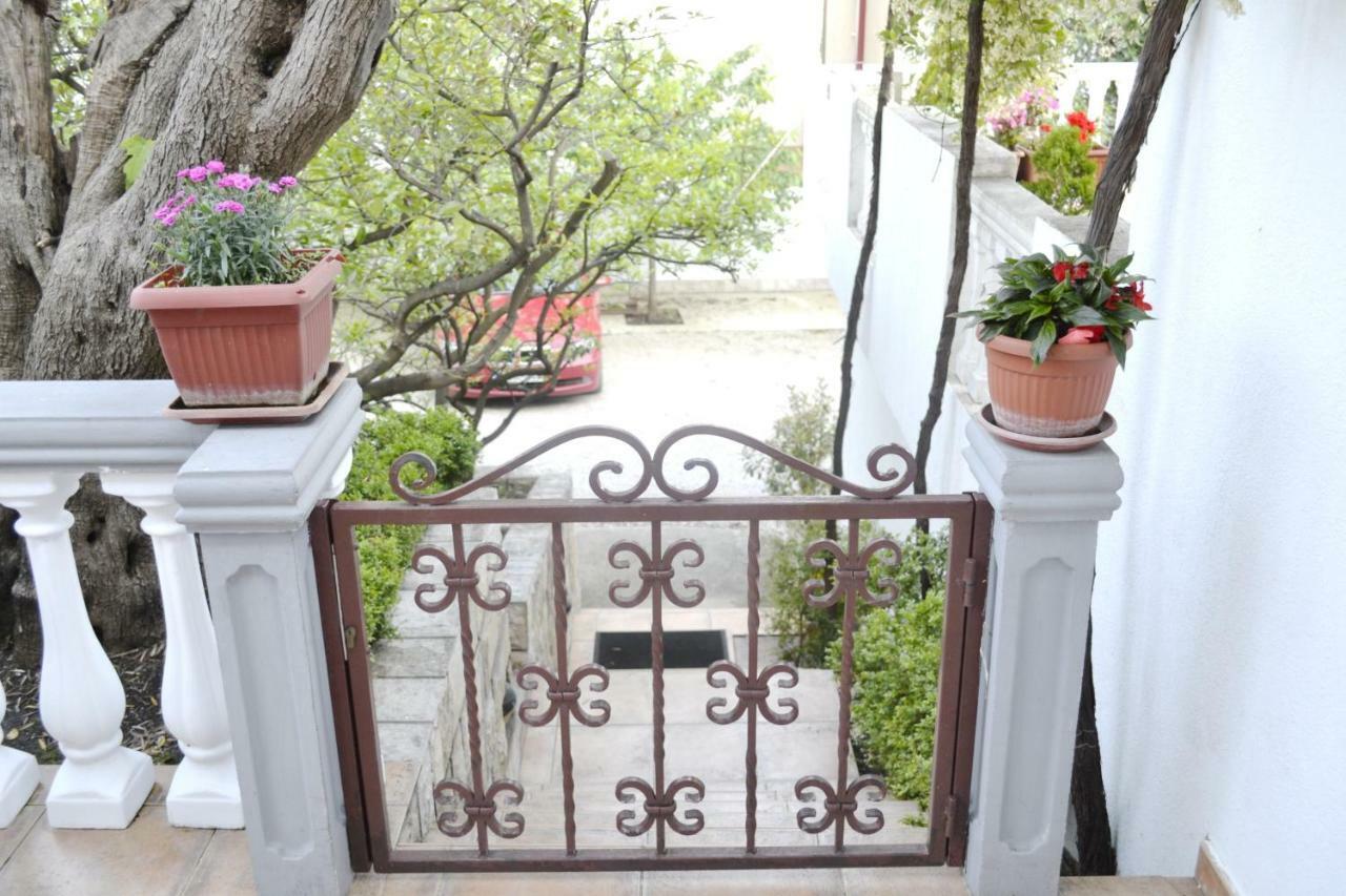Apartments Irena Bečići Εξωτερικό φωτογραφία